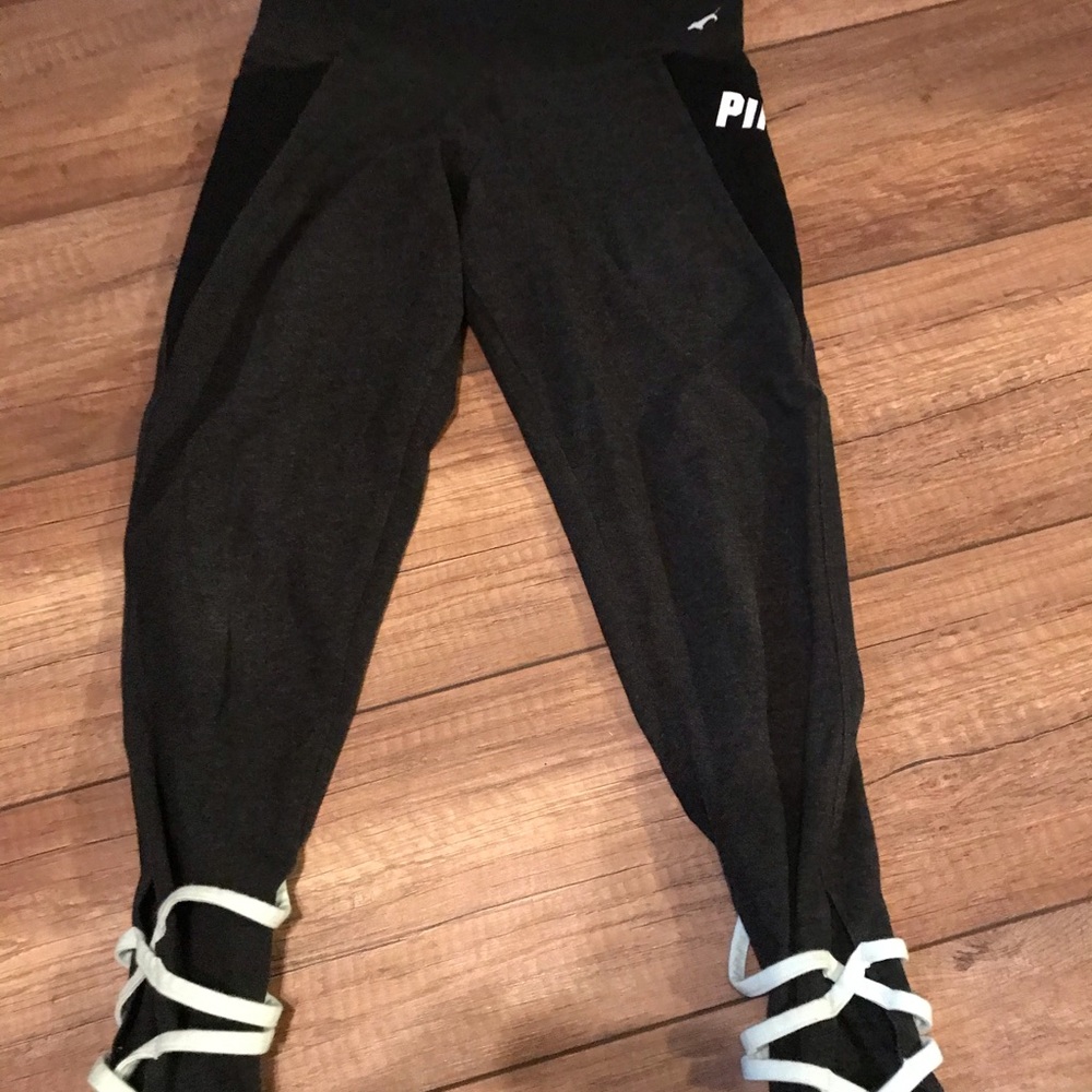 Pink leggings with side pocket